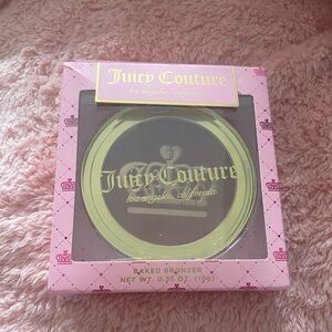 Juicy Couture Baked Face Bronzer - Cocoa / Glow